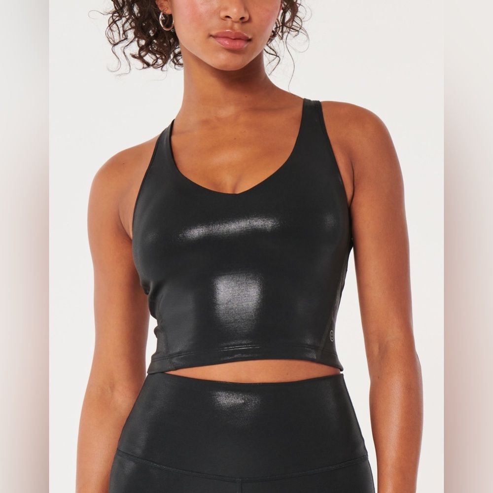Gilly Hicks Active Recharge Shine Plunge Tank